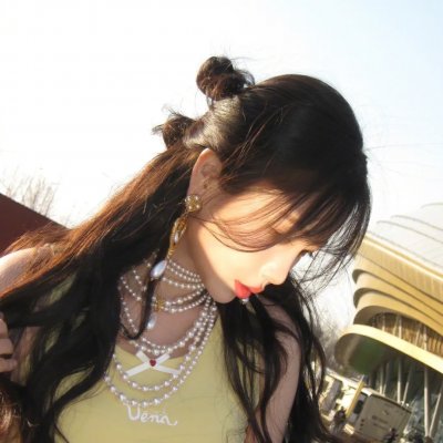 绿野红鸾
